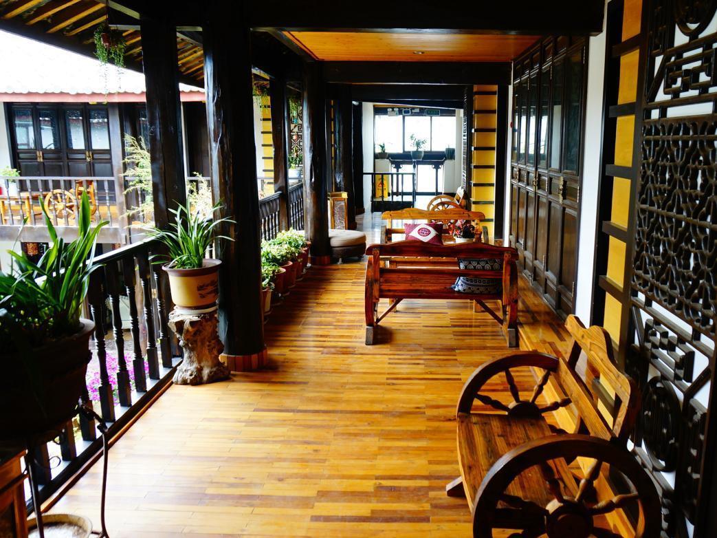 Lijiang Wangjia Courtyard Inn Kültér fotó