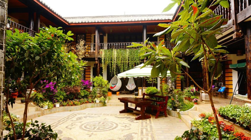 Lijiang Wangjia Courtyard Inn Kültér fotó
